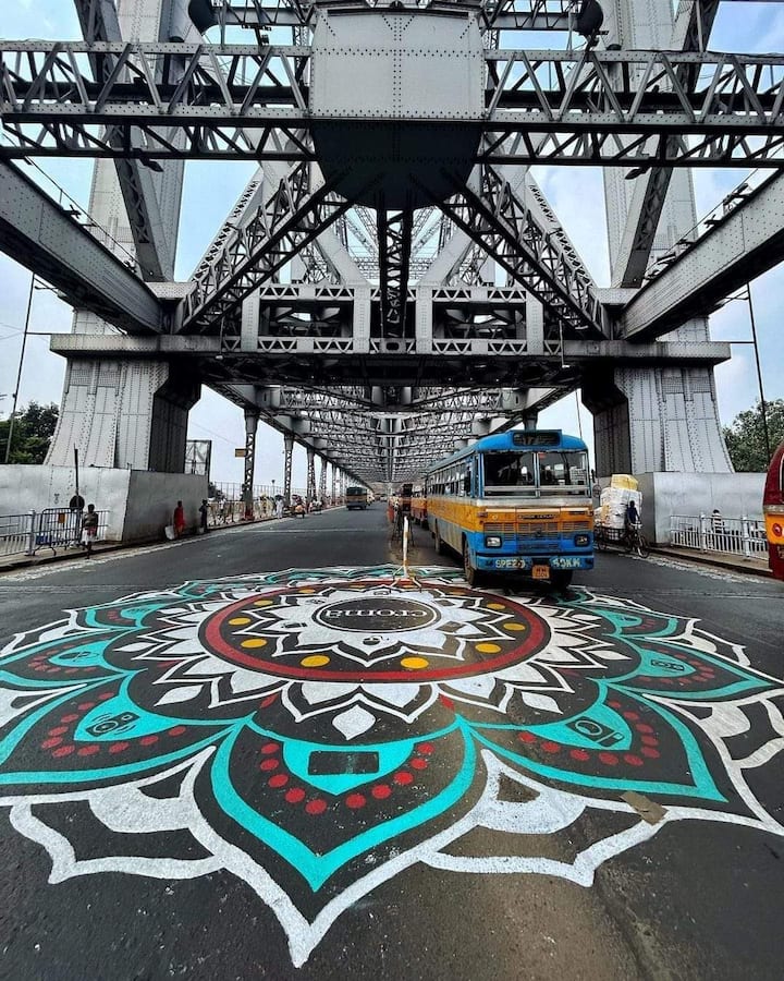 At least 80 students from the Government Art College contributed their creative talents to bring this ambitious project to life. (Image Source: Twitter/@Appi47931128)