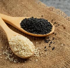 Sesame Benefits: ਕਾਲੇ ਜਾਂ ਚਿੱਟੇ ਤਿਲ ਜਾਣੋ ਸਰਦੀਆਂ ਵਿੱਚ ਕਿਹੜੇ ਤਿਲ ਖਾਣੇ ਜ਼ਿਆਦਾ ਫਾਇਦੇਮੰਦ ?
