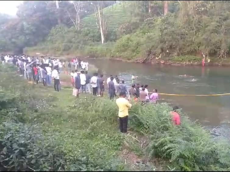 Coimbatore news 5 college students drowned in river in Valparai TNN வால்பாறையில் சோகம்...ஆற்றில் மூழ்கி 5 கல்லூரி மாணவர்கள் உயிரிழப்பு