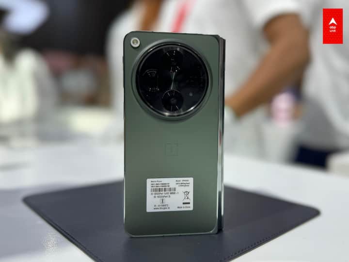 The OnePlus Open is pretty light at 239 grams.