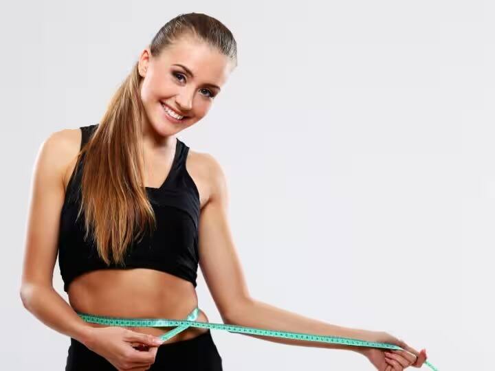 सब्जाच्या बियांमध्ये मुबलक प्रमाणात फायबर असते जे पचन सुधारून रक्तातील साखरेची पातळी संतुलित ठेवण्यास मदत करते. या बियांमध्ये असलेले मॅग्नेशियम आणि मॅंगनीज सारखी खनिजे देखील रक्तातील साखरेची पातळी नियंत्रित ठेवण्यास मदत करतात.