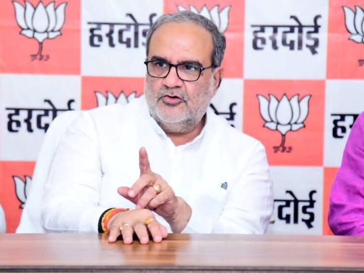 UP BJP Chief Bhupendra Chaudhary Advise Akhilesh Yadav and React on Samajwadi Party Congress Clash ANN UP Politics: कांग्रेस-सपा तकरार पर भूपेंद्र चौधरी की प्रतिक्रिया, सपा मुखिया अखिलेश यादव को दी ये नसीहत