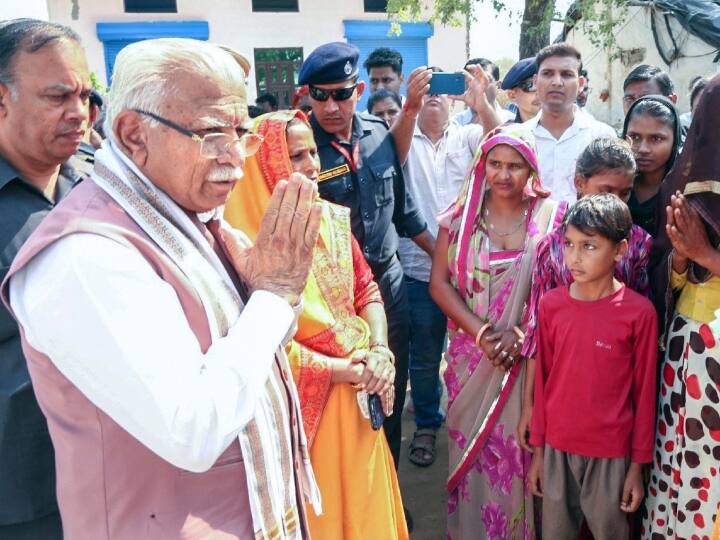 CM Manohar Lal Khattar Nuh Visit First Time After Violence Performed Jalabhishek in Shiv temple and met victims ANN Nuh Violence: हिंसा के बाद पहली बार नूंह पहुंचे CM खट्टर, शिव मंदिर में किया जलाभिषेक, पीड़ितों से की भी मुलाकात