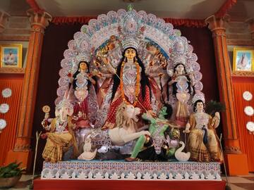 Durga Ashtami 2023: આજે દુર્ગાષ્ટમી પર બની રહ્યા છે બે શુભ યોગ, માતાના આશીર્વાદથી પાર પડશે તમામ કામ