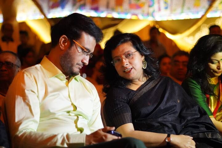 Sourav Ganguly was present with his wife Dona Ganguly who was garbed in a black saree. (Image Source: Facebook user)