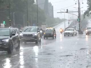 Rain Alert:தமிழகத்தில் அடுத்த 3 மணிநேரத்தில் 15 மாவட்டங்களில் மழைக்கு வாய்ப்பு.. எந்தெந்த மாவட்டங்களில்?