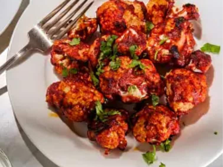cauliflower 65 recipe best side dish for curd rice know the details Cauliflower 65: சைவப் பிரியர்களே! சிக்கன் 65க்கே டஃப் கொடுக்கும் காலிஃப்ளவர் 65 - எப்படி செய்வது?
