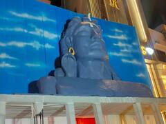 Navaratri 2023: वाराणसी के पंडालों में राम मंदिर से लेकर चंद्रयान-3 के सफलता की दिखेगी झलक, देखें तस्वीरें