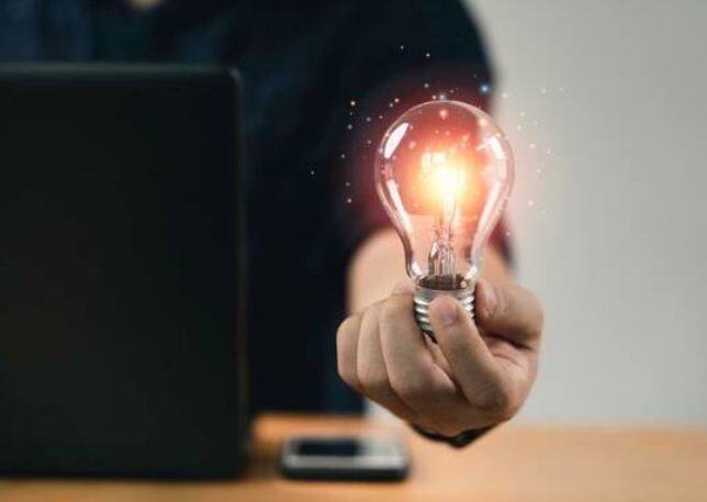 ਤੁਹਾਨੂੰ ਸੂਪ ਦਾ ਕਾਰੋਬਾਰ ਅਜਿਹੀ ਜਗ੍ਹਾ ਤੋਂ ਸ਼ੁਰੂ ਕਰਨਾ ਚਾਹੀਦਾ ਹੈ ਜਿੱਥੇ ਜ਼ਿਆਦਾ ਭੀੜ ਹੋਵੇ, ਕਿਉਂਕਿ ਇੱਥੇ ਤੁਹਾਡੀ ਆਮਦਨ ਜ਼ਿਆਦਾ ਹੋ ਸਕਦੀ ਹੈ। ਹਾਲਾਂਕਿ, ਤੁਹਾਨੂੰ ਲੋਕਾਂ ਦੇ ਸਵਾਦ ਦਾ ਵੀ ਧਿਆਨ ਰੱਖਣਾ ਚਾਹੀਦਾ ਹੈ।