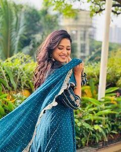 Shweta Tiwariનો નવરાત્રિના અવસર પર જોવા મળ્યો દેશી અવતાર, ફેન્સે હાર્ટ ઈમોજી શેર કરી આપી પ્રતિક્રિયા