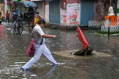Weather Update: ফের হাওয়া বদল? পুজোর শেষ লগ্নে বৃষ্টির ভ্রুকুটি
