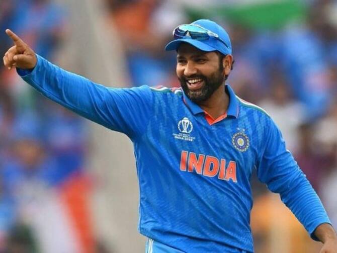 Batters With 50 ODI Sixes In A Calendar Year Rohit Sharma Chris Gayle AB De Villiers | Rohit Sharma: रोहित शर्मा ने 4 छक्के जड़कर वो कर दिखाया जो कोई और भारतीय