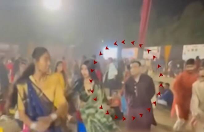 due to heart attack young boy died during plying garaba અમદાવાદમાં ગરબે ઘુમતા યુવકને આવ્યો હાર્ટઅટેક, અચાનક ઢળી પડ્યા બાદ મોત, ઘટનાનો જુઓ વીડિયો