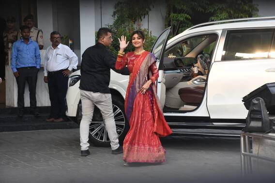 Some wore lehenga and some saree, from Shilpa Shetty to Rashmika Mandanna, these beauties were spotted in traditional look at the airport.