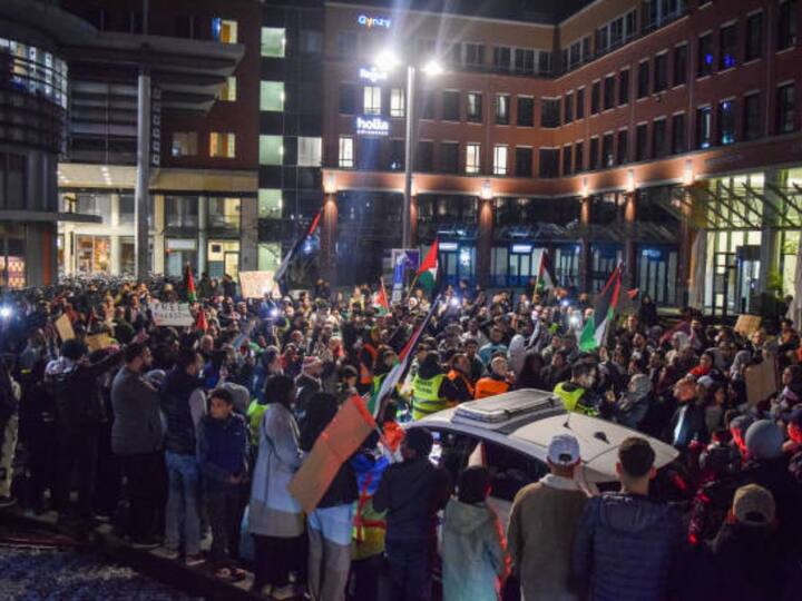 Hundreds of people took part in a pro-Palestine demonstration on De Markt in Den Bosch, the Netherlands on October 21, 2023. (Image Credit: Getty Images)