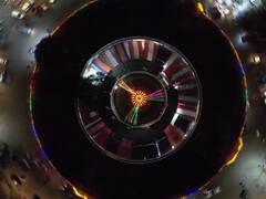 Latur News : लातूरमधील मुख्य बाजारपेठ असलेल्या गंज गोलाईतला आकर्षक विद्युत रोषणाई, जगदंबी देवीच्या मंदिरालाही सजावट