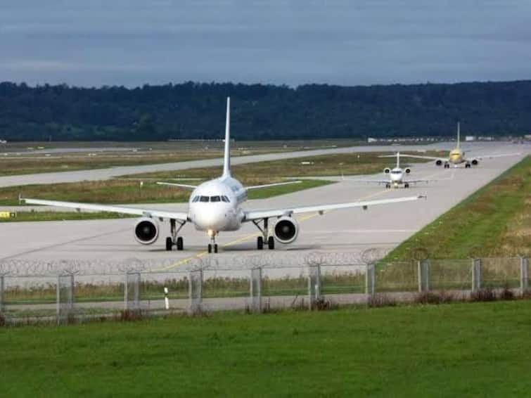 Ongoing Bhogapuram Airport construction work Bhogapuram Airport: భోగాపురం ఎయిర్ పోర్ట్ నిర్మాణం - 2025 నాటికి పూర్తి చేయాలనేదే లక్ష్యం