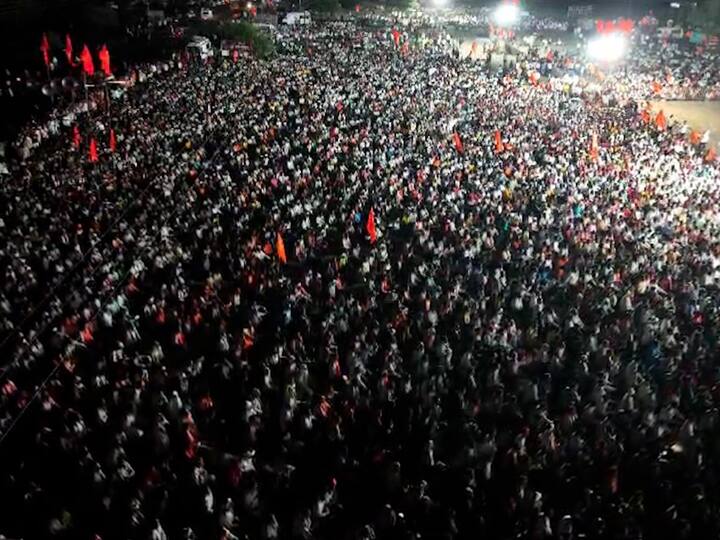 मराठा आंदोलनात ही महत्वाची मागणी होती, मात्र अत्याचार करणाऱ्या नराधमांना कधीपर्यंत पोसणार आहात, असा सवालही जरांगेंनी उपस्थित केला आहे.