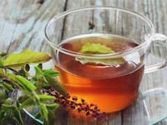 Tulsi Tea: ગળાની ખરાશ અને દુખાવાથી તાત્કાલિક અપાવશે છુટકારો, આ રીતે ઘરે બનાવો તુલસીના પાનની ચા
