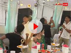 शख्स का तूफानी डांस देखकर इंटरनेट पर ठहाके लगाकर हंसे लोग, 40 लाख लोगों ने देखा ये VIDEO