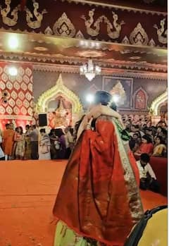 Kajol And Kanika Dhillon Embody Grace At A Durga Puja Pandal