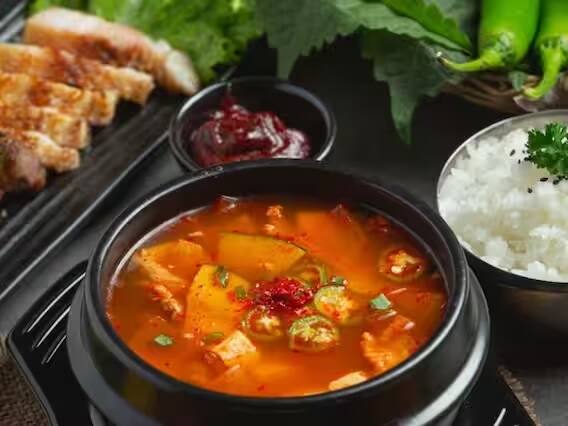 શરૂઆતમાં તમે ઓછા પૈસાનું રોકાણ કરીને આ બિઝનેસ શરૂ કરી શકો છો. બાદમાં તમે તેને વધારીને લાખો કમાઈ શકો છો.