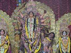 Sandhi Puja 2023: A Peek Into The Auspicious Moment That Is Marked By The Burning Of 108 Earthen Lamps