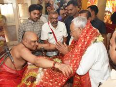 सीएम नीतीश कुमार ने शीतला मंदिर और पटनदेवी में की पूजा, प्रदेशवासियों को दी नवरात्रि की बधाई