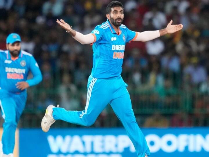 Jasprit Bumrah: डेथ ओवर में जसप्रीत बुमराह का नहीं है कोई तोड़! भारत की बॉलिंग में डाली नई जान Jasprit Bumrah Stats And Records In Death Overs IND vs NZ World Cup 2023 Latest Sports News Jasprit Bumrah: डेथ ओवर में जसप्रीत बुमराह का नहीं है कोई तोड़! भारत की बॉलिंग में डाली नई जान