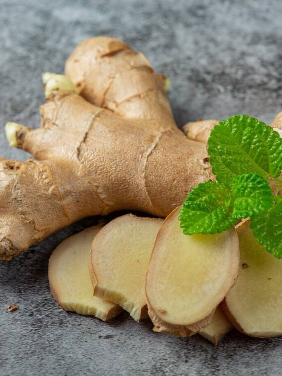 अदरक खाने से मिलते हैं शरीर को कई बेनिफिट्स