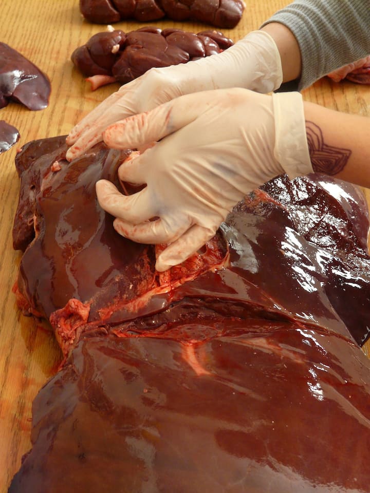 யாருக்குத்தான் ஈரல் சுக்கா பிடிக்காமல் போகும். ஆனால், முட்டையில் சுவையான சுக்கா செய்யலாம்.