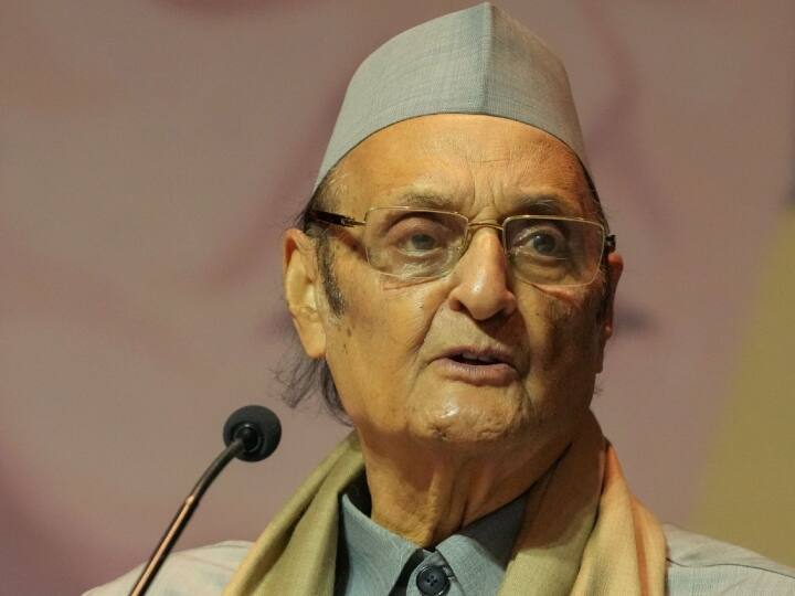 Karan Singh asks Congress president Mallikarjun Kharge to Be Dropped from Jammu Kashmir Committee 'कमेटी से मेरा नाम हटा दें, क्योंकि...', कांग्रेस के वरिष्ठ नेता कर्ण सिंह ने लिखी मल्लिकार्जुन खरगे को चिट्ठी