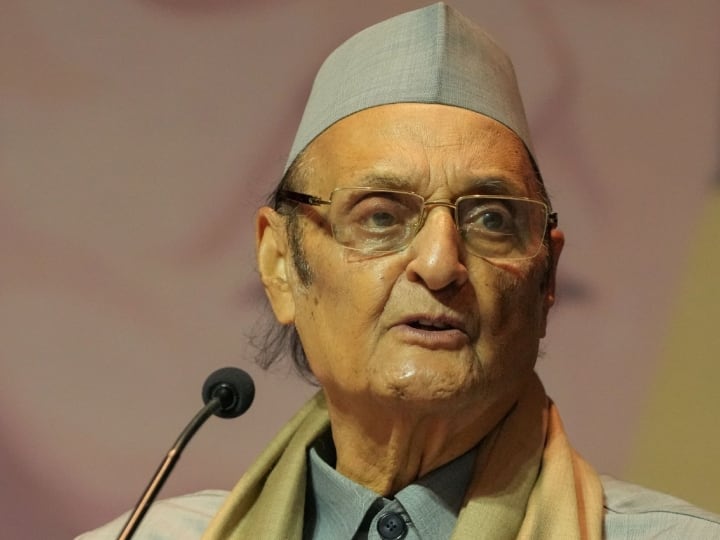 ‘कमेटी से मेरा नाम हटा दें…’, कांग्रेस के वरिष्ठ नेता कर्ण सिंह ने लिखी मल्लिकार्जुन खरगे को चिट्ठी
