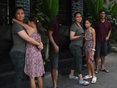 Actress Daughter: હૉટ એક્ટ્રેસની દીકરીએ ખેંચ્યુ બધાનું ધ્યાન, પહેલીવાર માંની સાથે પબ્લિકલી થઇ સ્પૉટ, જુઓ તસવીરો....