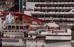 Navratri: नवरात्रि के दौरान माता वैष्णो देवी के दरबार में उमड़ा भक्तों का हुजूम, चार लाख से अधिक श्रद्धालुओं ने की पूजा