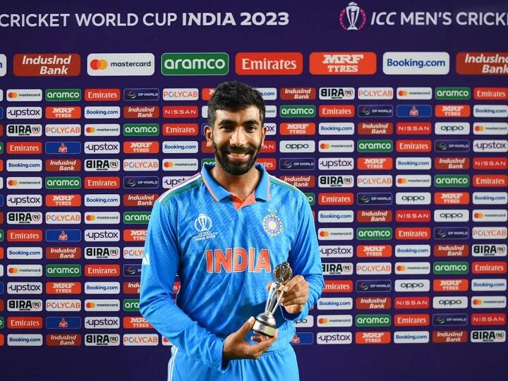 भारतीय तेज गेंदबाज जसप्रीत बुमराह यहां दूसरे पायदान पर हैं. वह अब तक 5 मैचों में 11 विकेट निकाल चुके हैं. इस वर्ल्ड कप में बुमराह 16.27 के बॉलिंग एवरेज और 3.80 के इकोनॉमी रेट से गेंदबाजी कर रहे हैं.