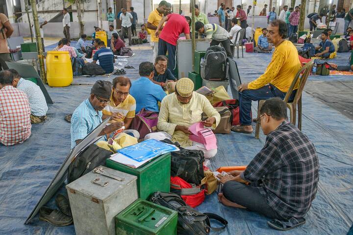 ईवीएम की हैकिंग को लेकर कई दावे किए जा चुके हैं, लेकिन ये प्रूव कभी नहीं हो पाया. हर बार चुनाव आयोग ने भी ऐसे दावों को खारिज किया है.