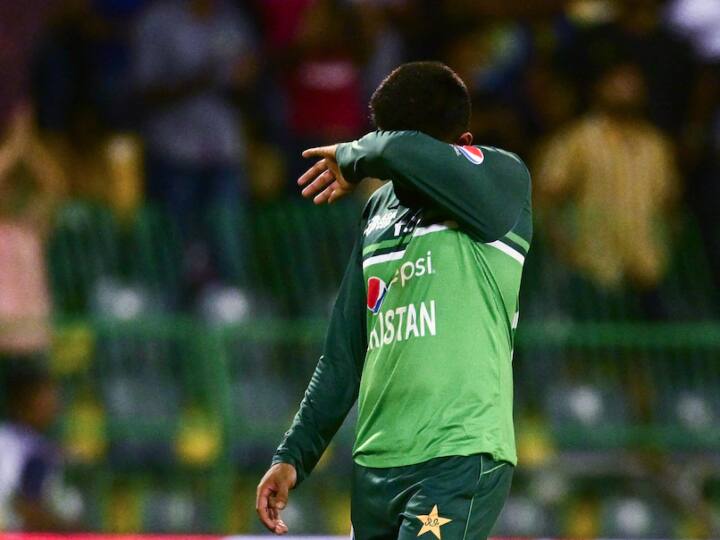 babar azam Pakistan In World Cup 2023 Is Pakistan out of the World Cup 2023 अफगाणिस्तानचा वार जिव्हारी, पाकिस्तानचं विश्वचषकातील आव्हान संपलं? अजून किती संधी?