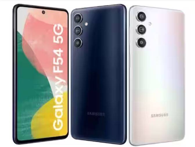 Samsung Galaxy F54 5G: ਇਸ ਸੈਮਸੰਗ ਫੋਨ ਵਿੱਚ Exynos 1380 ਚਿਪਸੈੱਟ ਹੈ, ਜੋ ਕਿ 8GB ਰੈਮ ਅਤੇ 256GB ਸਟੋਰੇਜ ਨਾਲ ਜੋੜਿਆ ਗਿਆ ਹੈ। ਇਸ ਫੋਨ 'ਚ 6.7 ਇੰਚ ਦੀ AMOLED ਡਿਸਪਲੇ ਹੈ। ਨਾਲ ਹੀ, ਇਸ ਫੋਨ ਵਿੱਚ 6000mAh ਦੀ ਬੈਟਰੀ ਅਤੇ 108 MP + 8 MP + 2 MP ਟ੍ਰਿਪਲ ਕੈਮਰਾ ਅਤੇ 32MP ਸੈਲਫੀ ਕੈਮਰਾ ਹੈ।