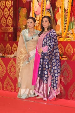 Rani Mukerji, Kajol, Jaya Bachchan, Sonam Kapoor Get Together At Durga Puja Pandal - See Pics