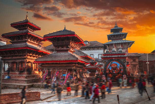 Nepal Tour Package : भारतीय रेल्वेच्या खास टूर पॅकेजसह तुम्ही नेपाळला जाऊ शकता. या पॅकेजमध्ये तुम्हाला पशुपतीनाथ मंदिरासह प्रसिद्ध ठिकाणांना भेट देण्याची सुवर्णसंधी मिळेल.   (Image Source : istock)