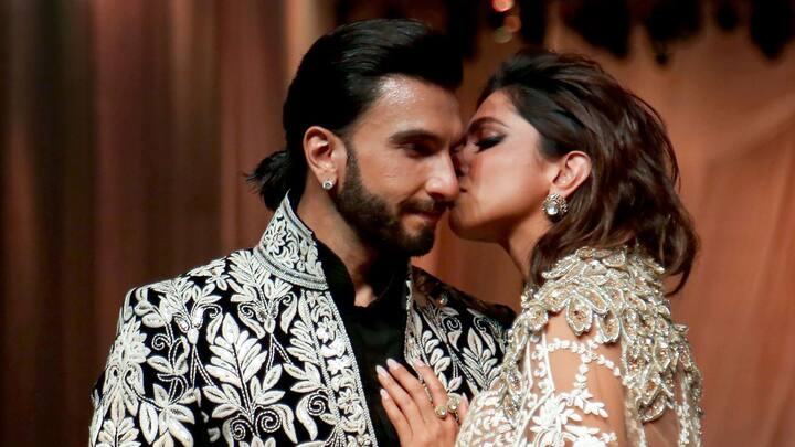 Deepika-Ranveer Marriage: প্রোমোতে বলতে শোনা যাচ্ছে, রণবীর বলছেন, 'আমরা ২০১৫ সালে গোপনে বাগদান সেরে নিয়েছিলাম। কেউ যাতে ওর জীবনে আর না আসে, সেটাই সম্পূর্ণ নিশ্চিত করতে চেয়েছিলাম আমি।'