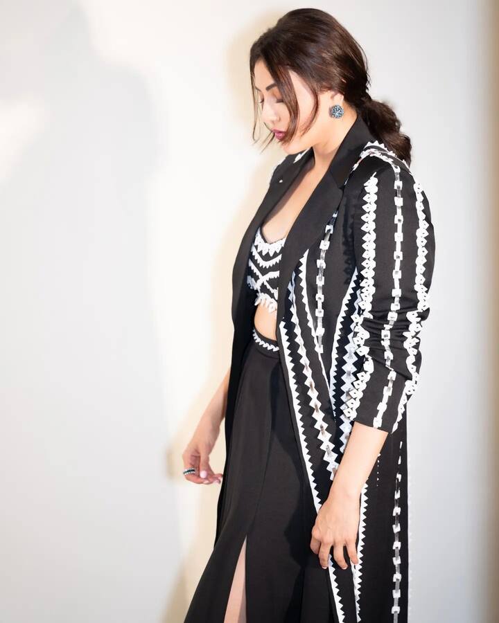 చిక్ లుక్లో ఇప్పటి హీరోయిన్స్కు కాంపిటేషన్ ఇస్తున్న బ్యూటీ.