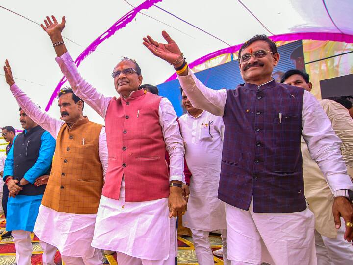 MP bjp candidate list 2023: shivraj singh chauhan Jyotiraditya Scindia Choice Guna and Vidisha ANN मध्य प्रदेश में BJP ने अब तक 2 सीटों पर क्यों नहीं किया उम्मीदवारों का ऐलान? सामने आई ये बड़ी वजह