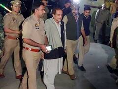 सीतापुर जेल पहुंचे आजम खान को पहले दिन खाने में क्या मिला? पुरानी बैरक में बिताई रात