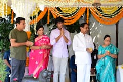 CM KCR Dasami Poojalu : ప్రగతి భవన్ లో కుటుంబంతో కలిసి కేసీఆర్ పూజలు | ABP Desam