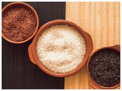 વ્હાઈટ, બ્રાઉન કે રેડ ચોખામાંથી કોને તમારા આહાલમાં સામેલ કરવા જોઈએ, વજન ઓછું કરવામાં મળશે મદદ