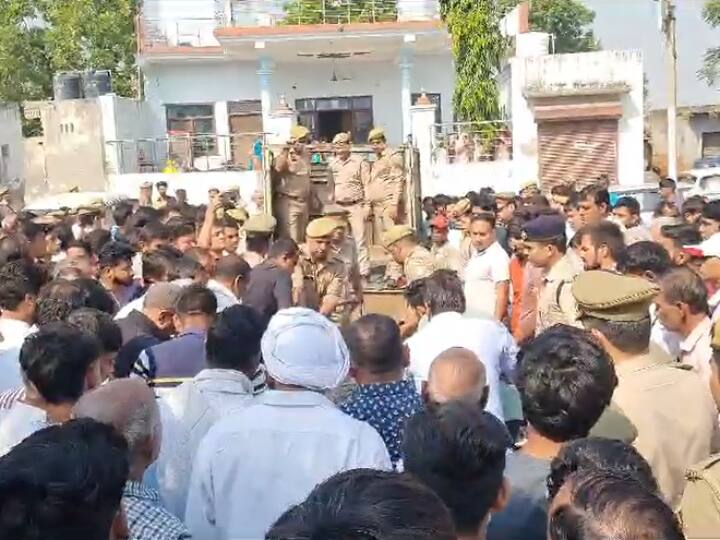 Ghaziabad youth shot dead due to electoral rivalry protest with body outpost in charge suspended ANN UP News: गाजियाबाद में चुनावी रंजिश के चलते युवक की गोली मारकर हत्या, लोगों ने शव के साथ किया प्रदर्शन