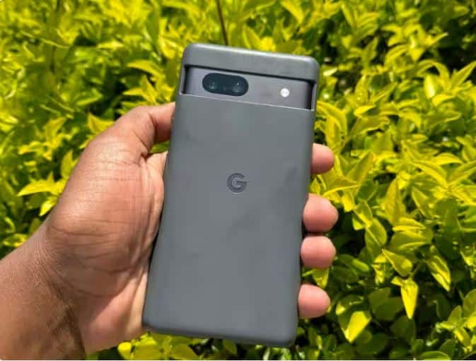 Google Pixel 7a: ਈ-ਕਾਮਰਵੈੱਬਸਾਈਟ ਫਲਿੱਪਕਾਰਟ 'ਤੇ ਦੁਸਹਿਰਾ ਸੇਲ ਚੱਲ ਰਹੀ ਹੈ। ਇਸ ਸੇਲ 'ਚ Pixel 7a ਸਮਾਰਟਫੋਨ 'ਤੇ 9,000 ਰੁਪਏ ਤੋਂ ਜ਼ਿਆਦਾ ਦਾ ਡਿਸਕਾਊਂਟ ਦਿੱਤਾ ਜਾ ਰਿਹਾ ਹੈ। ਜਾਣੋ ਕਿ ਕੀ ਤੁਹਾਨੂੰ ਇਸਨੂੰ ਖਰੀਦਣਾ ਚਾਹੀਦਾ ਹੈ।