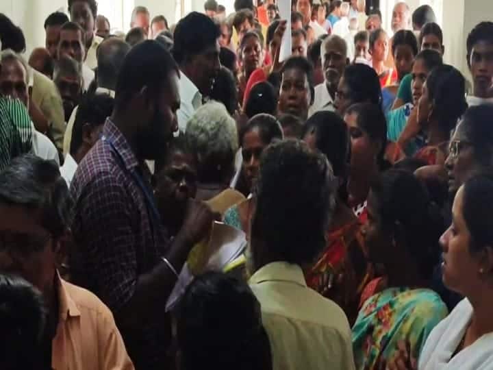 Madurai District Collector orders officers not to come late to Collector's office TNN ‘லேட்டா வர வேண்டாம்..லேட்டஸ்டாவும் வரவேண்டாம்’ - அதிகாரிகளிடம் கறார் காட்டிய கலெக்டர்